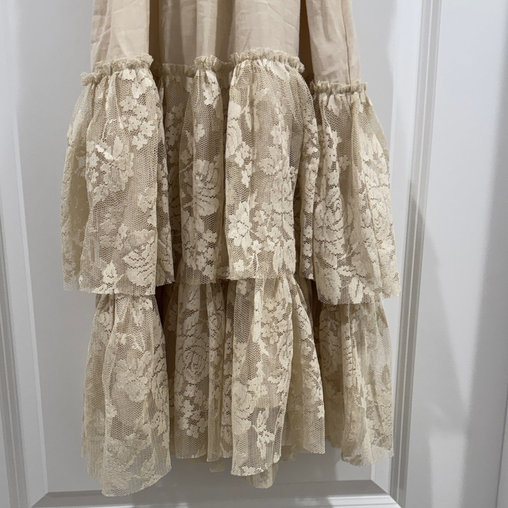 Cream Lace Tiered Dress - Picture 3 of 4
